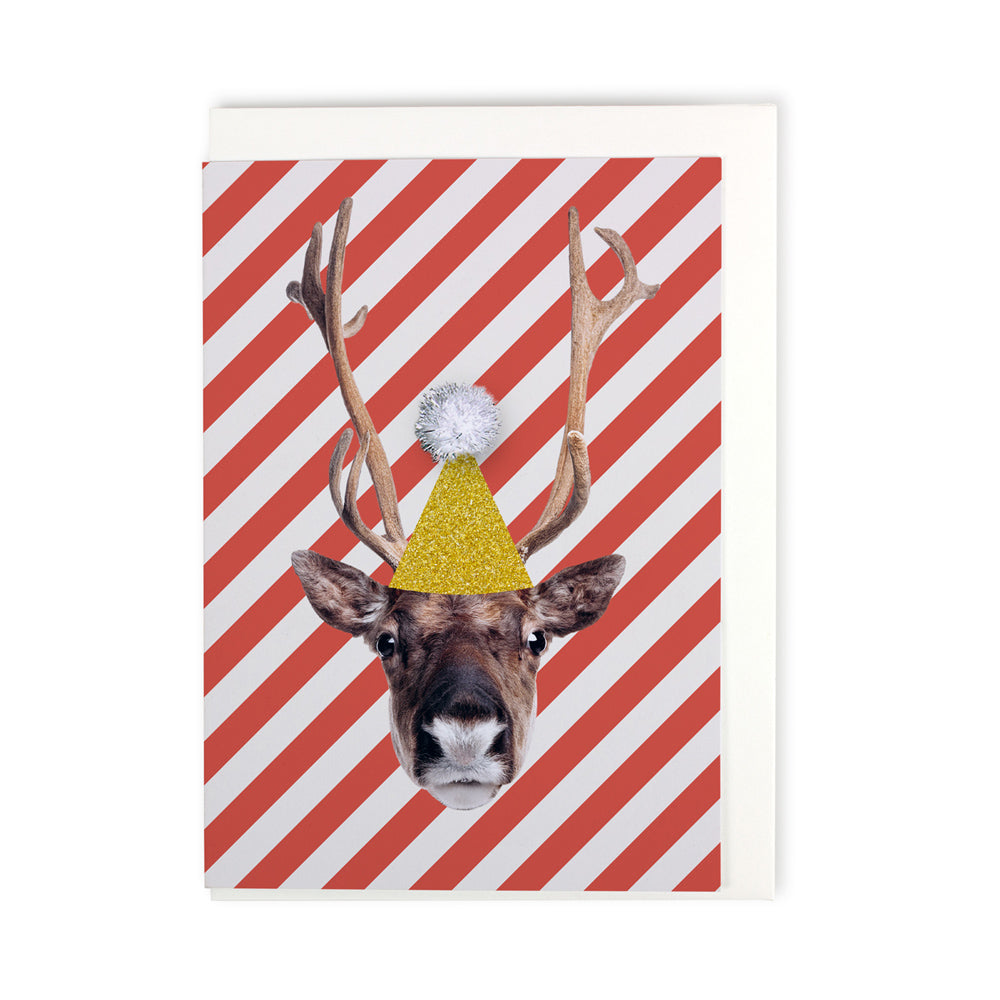 Grusskarte mit Couvert, rot-weiss schräg gestreift mit Rentierkopf mit weissem Pompon auf goldenem Spitzhut, weisser Hintergrund